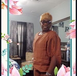 Meet your Posher, Vanessa